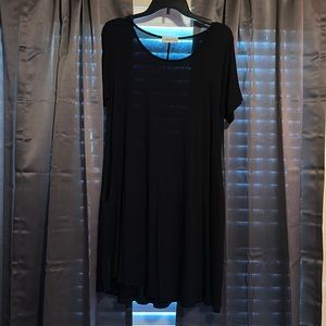 Beautiful black dress!! I have worn it twice for concerts!!